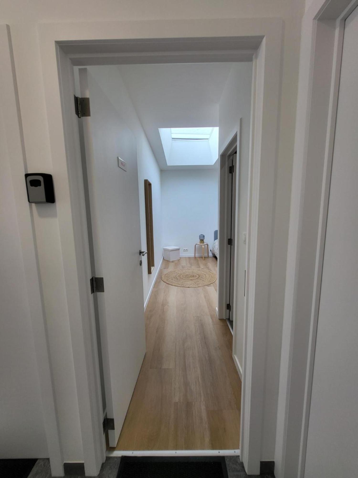 Private Rooms - European Quarter Брюссель Экстерьер фото